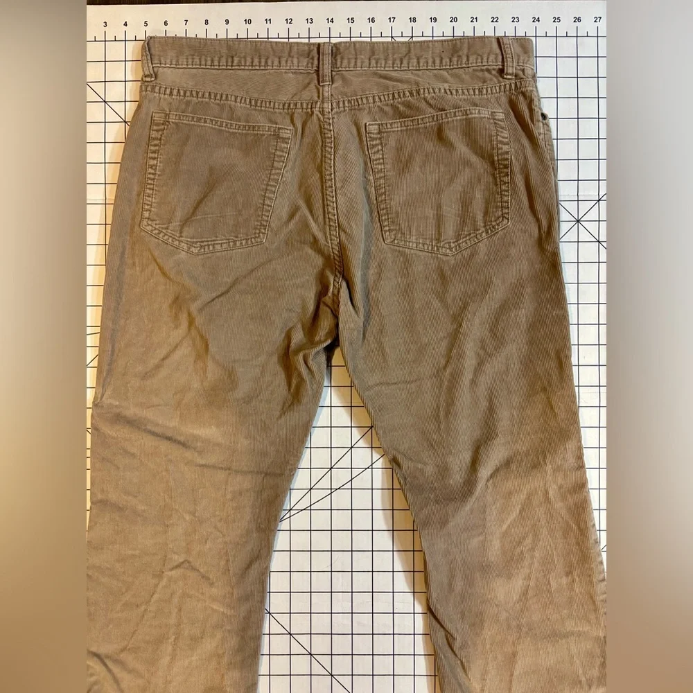 J. Crew Men’s Size 36/30 Tan Corduroy Slim Straight Fit‎ Pants